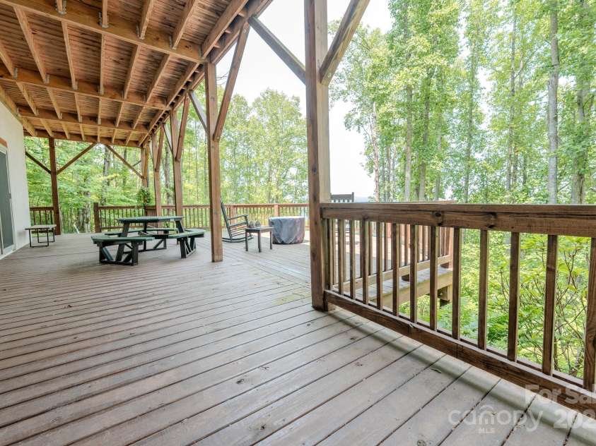 80 Dana Drive, Bakersville, NC 28777.  MLS# CAR4268659, YatesRealty ID 26842. 
