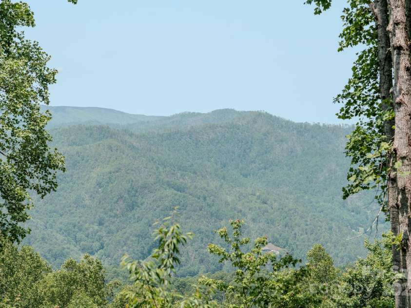 80 Dana Drive, Bakersville, NC 28777.  MLS# CAR4268659, YatesRealty ID 26842. 