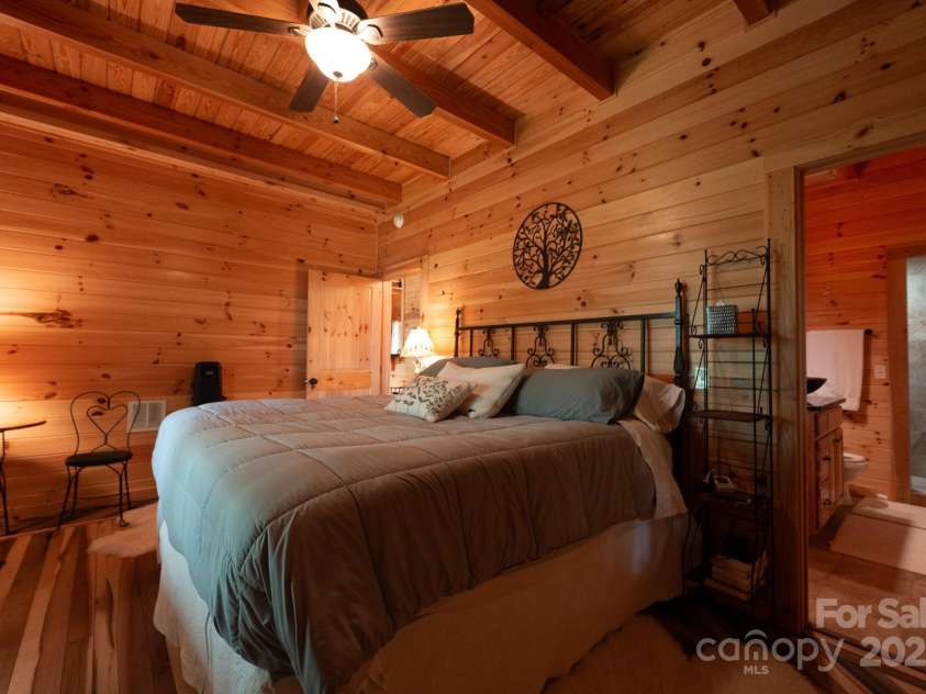 80 Dana Drive, Bakersville, NC 28777.  MLS# CAR4268659, YatesRealty ID 26842. 