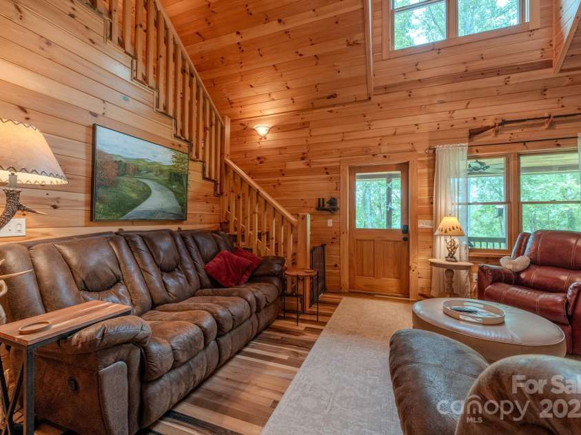 80 Dana Drive, Bakersville, NC 28777.  MLS# CAR4268659, YatesRealty ID 26842. 