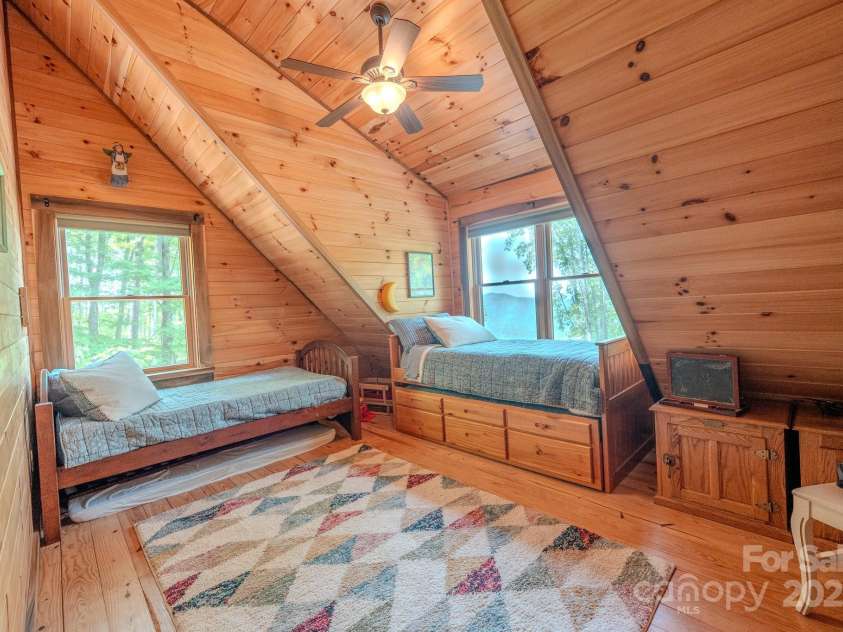 80 Dana Drive, Bakersville, NC 28777.  MLS# CAR4268659, YatesRealty ID 26842. 