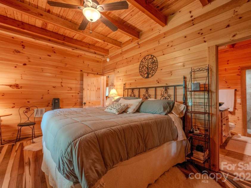 80 Dana Drive, Bakersville, NC 28777.  MLS# CAR4268659, YatesRealty ID 26842. 