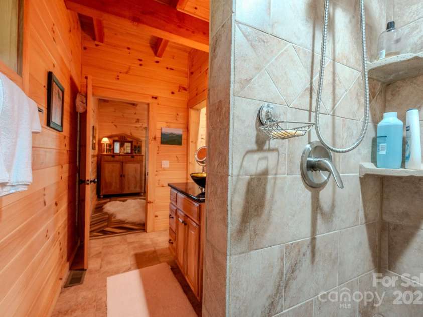 80 Dana Drive, Bakersville, NC 28777.  MLS# CAR4268659, YatesRealty ID 26842. 