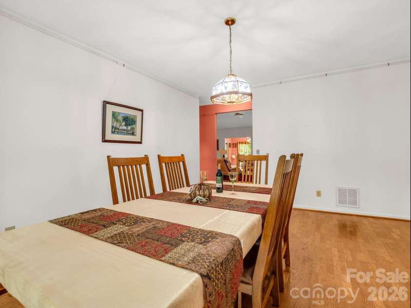 385 Park Street, Columbus, NC 28722.  MLS# CAR4387966, YatesRealty ID 26844. 