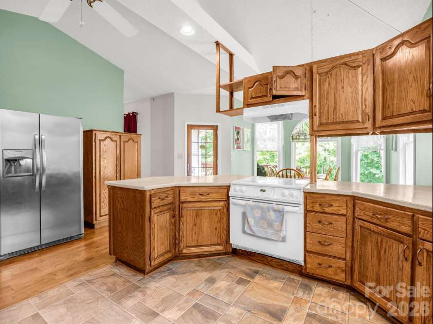 385 Park Street, Columbus, NC 28722.  MLS# CAR4387966, YatesRealty ID 26844. 