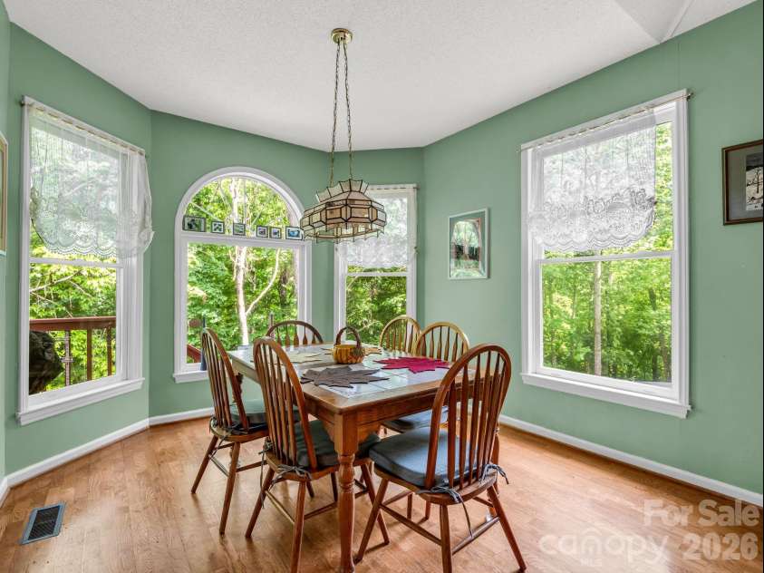 385 Park Street, Columbus, NC 28722.  MLS# CAR4387966, YatesRealty ID 26844. 