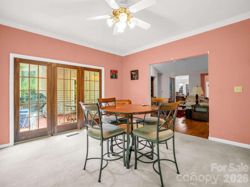 385 Park Street, Columbus, NC 28722.  MLS# CAR4387966, YatesRealty ID 26844. 