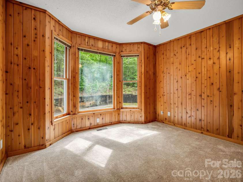 385 Park Street, Columbus, NC 28722.  MLS# CAR4387966, YatesRealty ID 26844. 