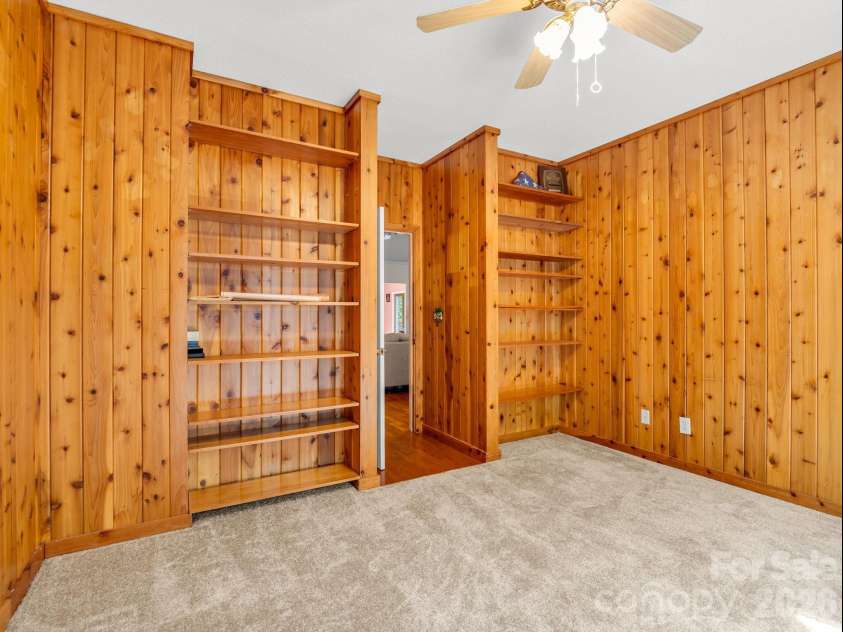 385 Park Street, Columbus, NC 28722.  MLS# CAR4387966, YatesRealty ID 26844. 