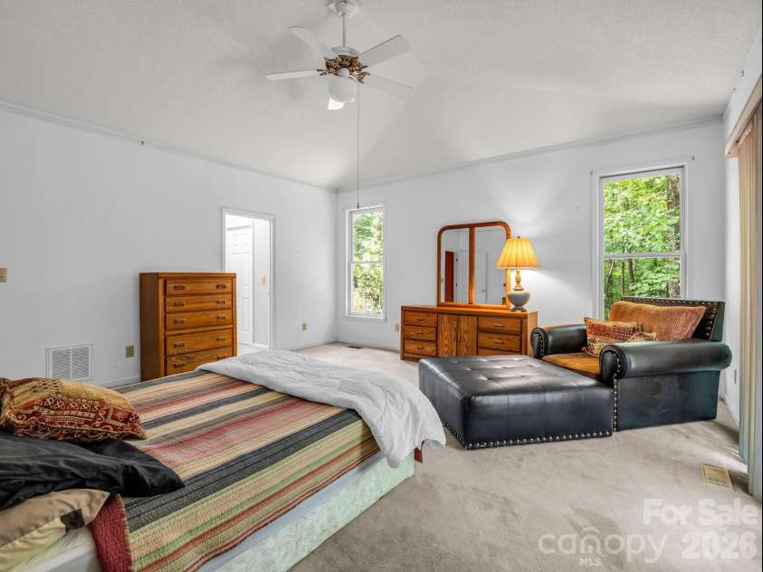 385 Park Street, Columbus, NC 28722.  MLS# CAR4387966, YatesRealty ID 26844. 