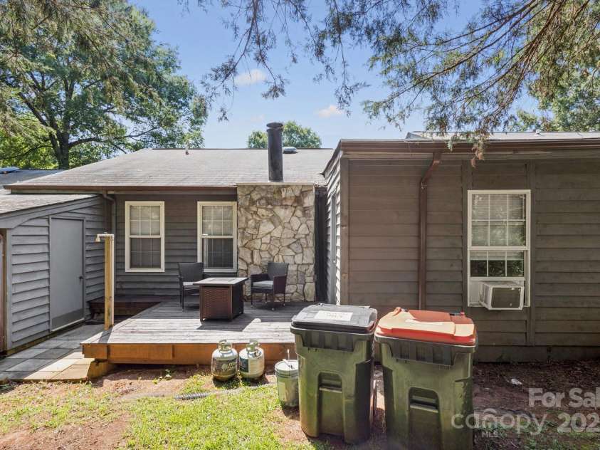 432 English Ivy Court, Fort Mill, SC 29715.  MLS# CAR4271673, YatesRealty ID 26844. 