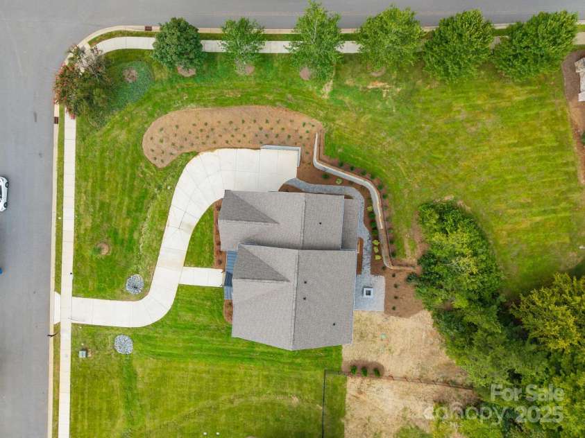 8605 Carly Lane, Mint Hill, NC 28227.  MLS# CAR4187633, YatesRealty ID 26845. 