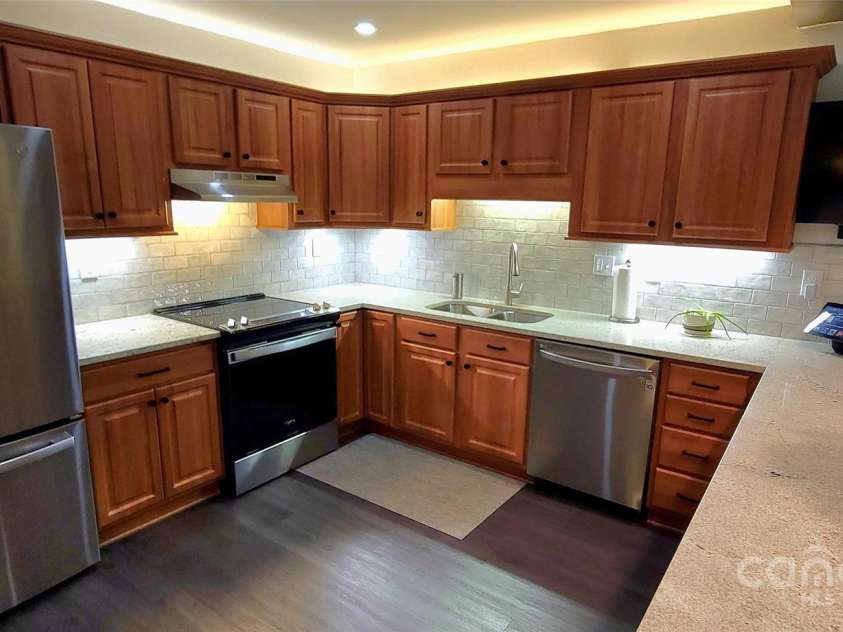 308 Woodfield Drive, Asheville, NC 28803.  MLS# CAR4264243, YatesRealty ID 26846. 