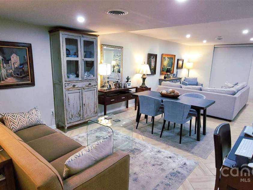 308 Woodfield Drive, Asheville, NC 28803.  MLS# CAR4264243, YatesRealty ID 26846. 