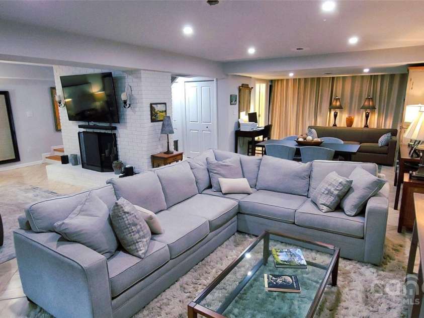 308 Woodfield Drive, Asheville, NC 28803.  MLS# CAR4264243, YatesRealty ID 26846. 