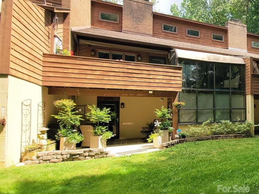 308 Woodfield Drive, Asheville, NC 28803.  MLS# CAR4264243, YatesRealty ID 26846. 