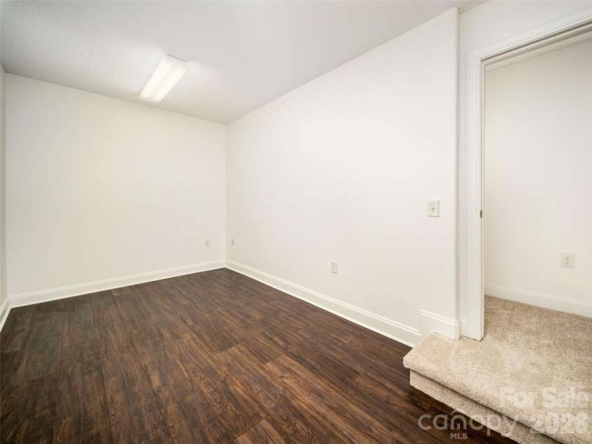 876 Pointe Drive, Asheville, NC 28806.  MLS# CAR4384138, YatesRealty ID 26846. 
