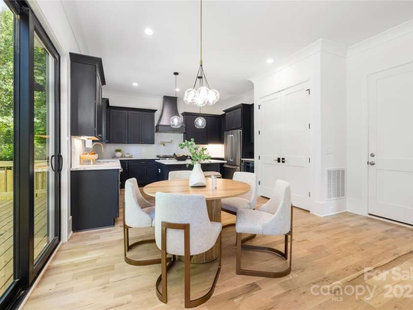 550 Cama Street, Charlotte, NC 28217.  MLS# CAR4263773, YatesRealty ID 26847. 