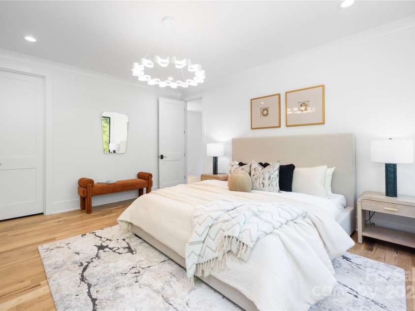 550 Cama Street, Charlotte, NC 28217.  MLS# CAR4263773, YatesRealty ID 26847. 