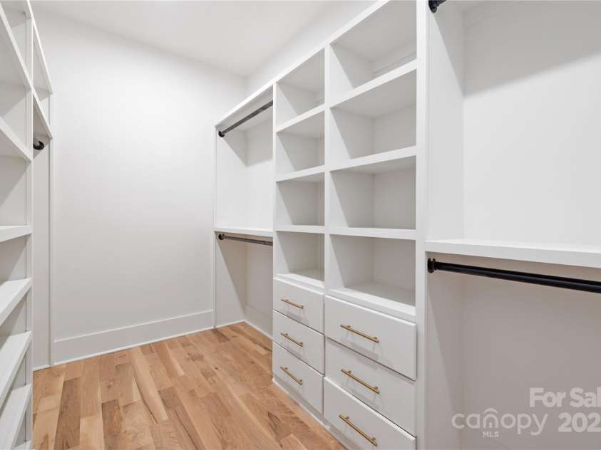 554 Cama Street, Charlotte, NC 28217.  MLS# CAR4250828, YatesRealty ID 26848. 
