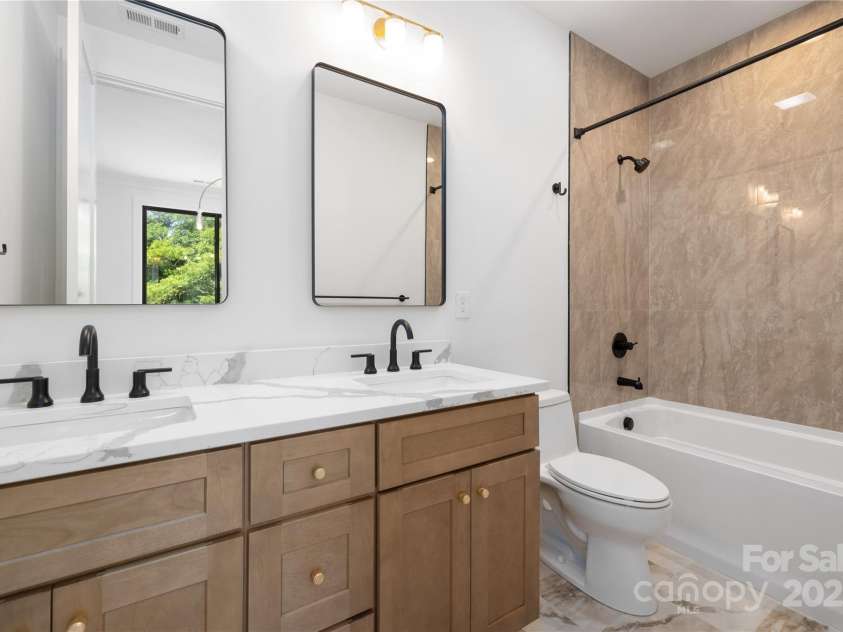 554 Cama Street, Charlotte, NC 28217.  MLS# CAR4250828, YatesRealty ID 26848. 