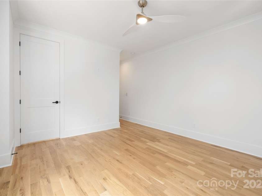 554 Cama Street, Charlotte, NC 28217.  MLS# CAR4250828, YatesRealty ID 26848. 