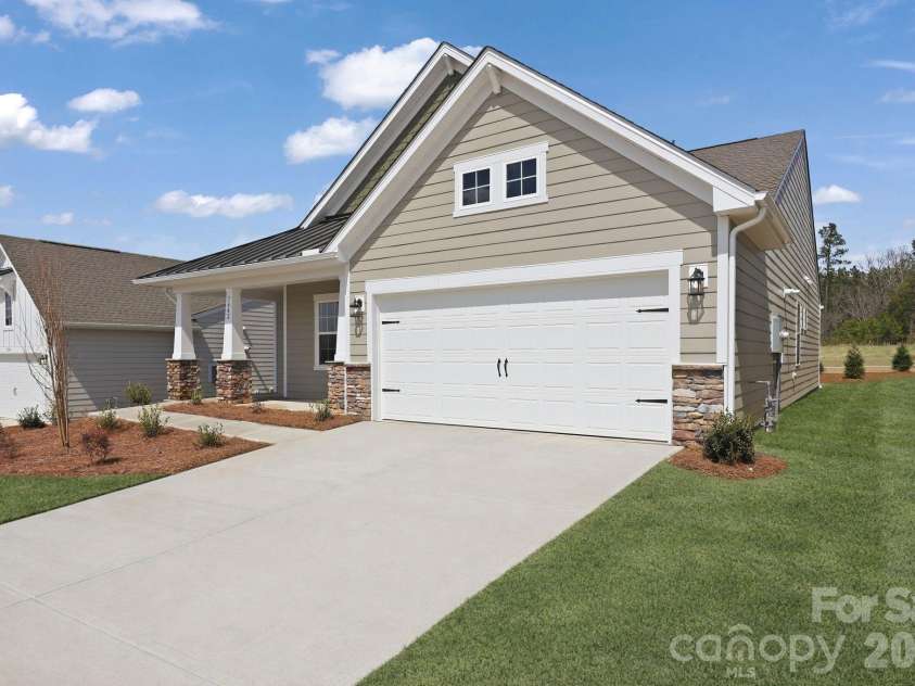 7642 Cotton Crest Lane, Lancaster, SC 29720.  MLS# CAR4356222, YatesRealty ID 26848. 