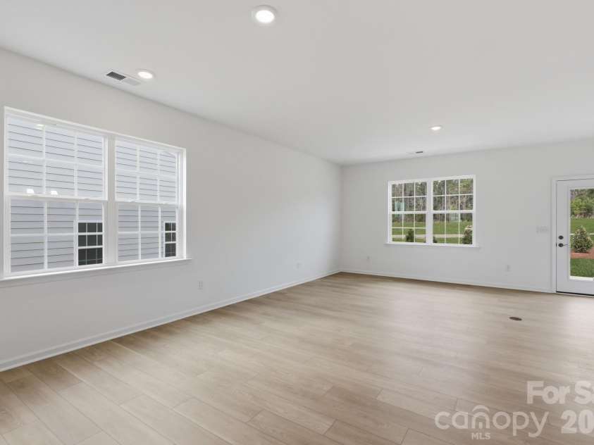 7642 Cotton Crest Lane, Lancaster, SC 29720.  MLS# CAR4356222, YatesRealty ID 26848. 