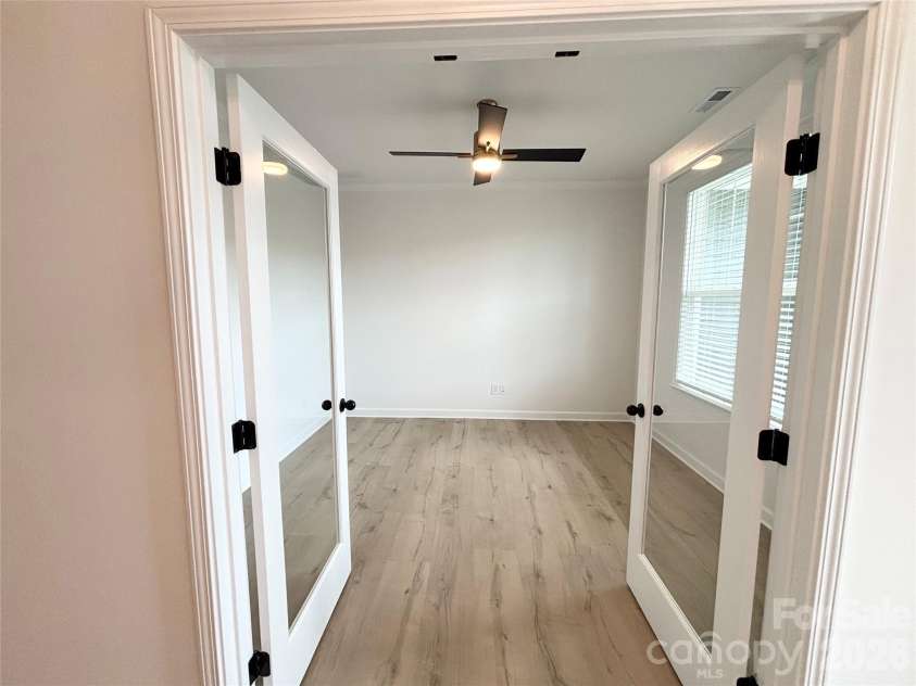 6823 Glen Abbey Lane, Mount Pleasant, NC 28124.  MLS# CAR4379653, YatesRealty ID 26849. 