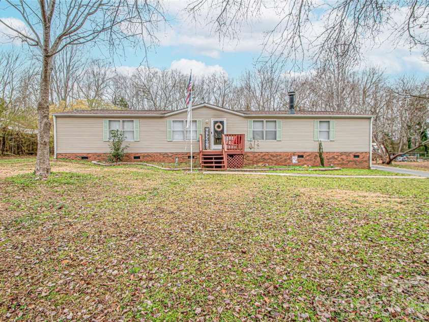 2345 Kingsburry Road, York, SC 29745.  MLS# CAR4339959, YatesRealty ID 2685. 