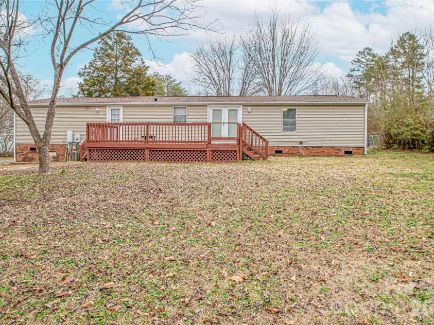 2345 Kingsburry Road, York, SC 29745.  MLS# CAR4339959, YatesRealty ID 2685. 