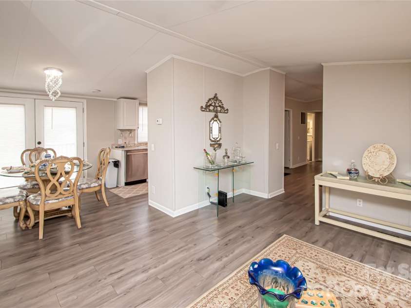 2345 Kingsburry Road, York, SC 29745.  MLS# CAR4339959, YatesRealty ID 2685. 