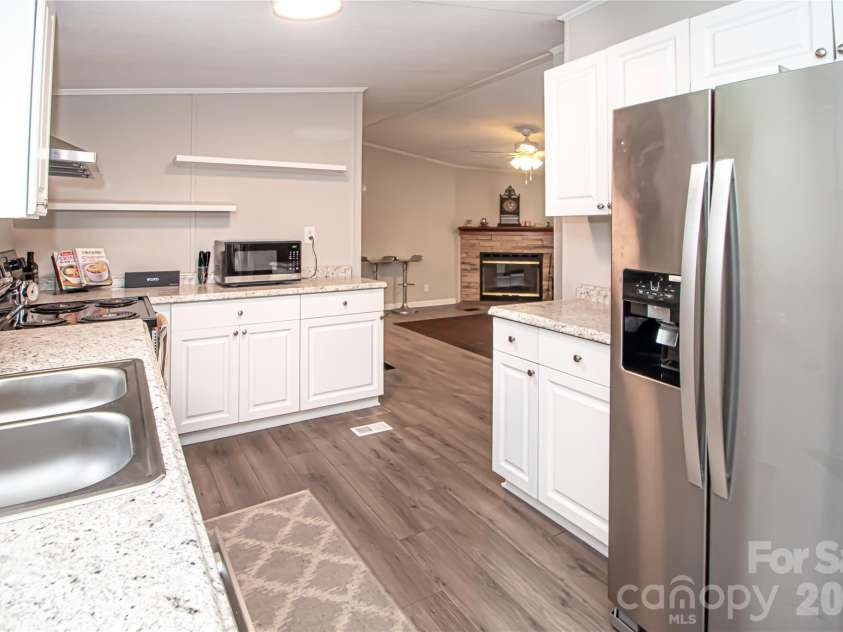 2345 Kingsburry Road, York, SC 29745.  MLS# CAR4339959, YatesRealty ID 2685. 