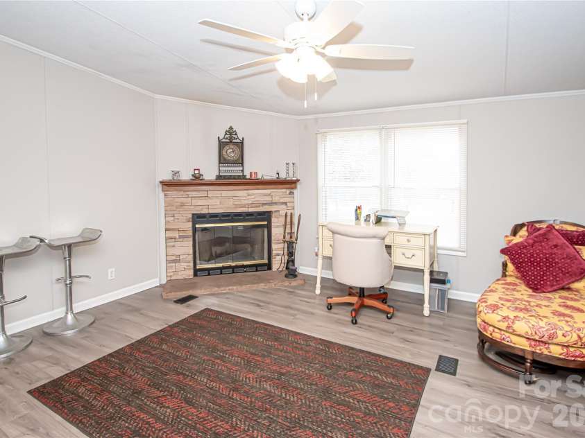 2345 Kingsburry Road, York, SC 29745.  MLS# CAR4339959, YatesRealty ID 2685. 