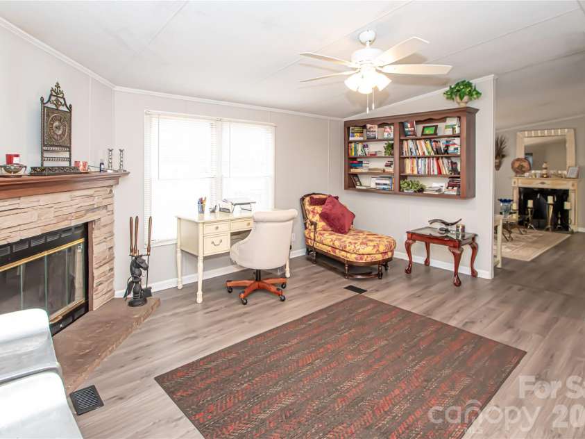 2345 Kingsburry Road, York, SC 29745.  MLS# CAR4339959, YatesRealty ID 2685. 