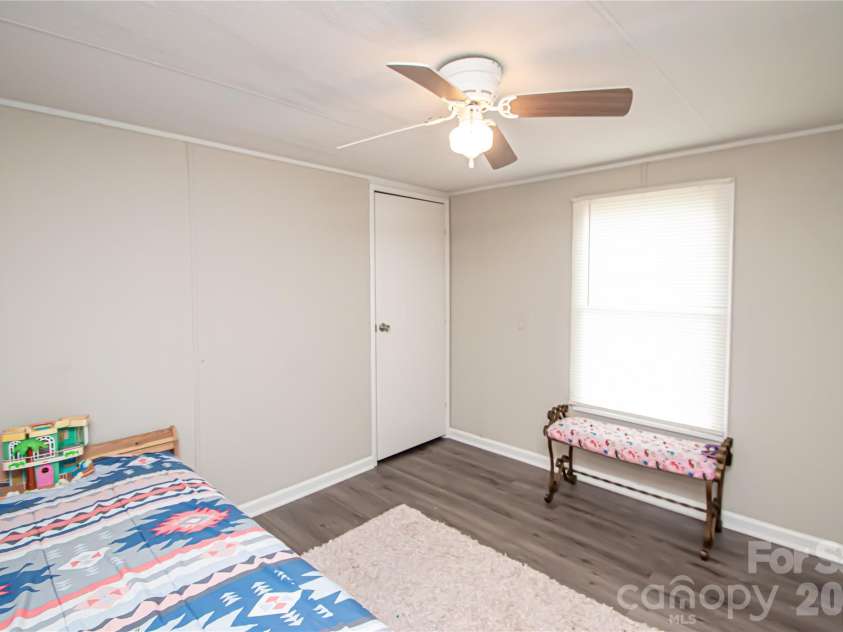 2345 Kingsburry Road, York, SC 29745.  MLS# CAR4339959, YatesRealty ID 2685. 