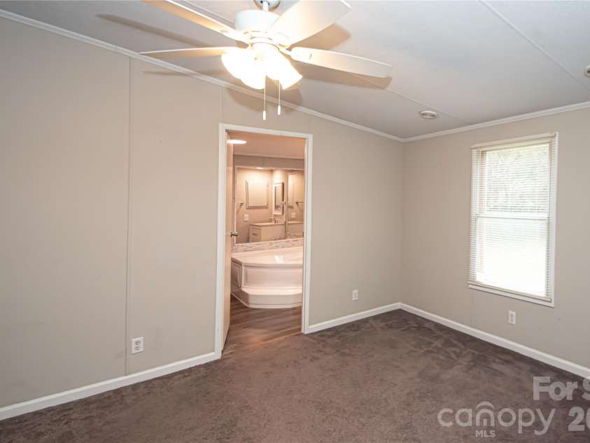 2345 Kingsburry Road, York, SC 29745.  MLS# CAR4339959, YatesRealty ID 2685. 