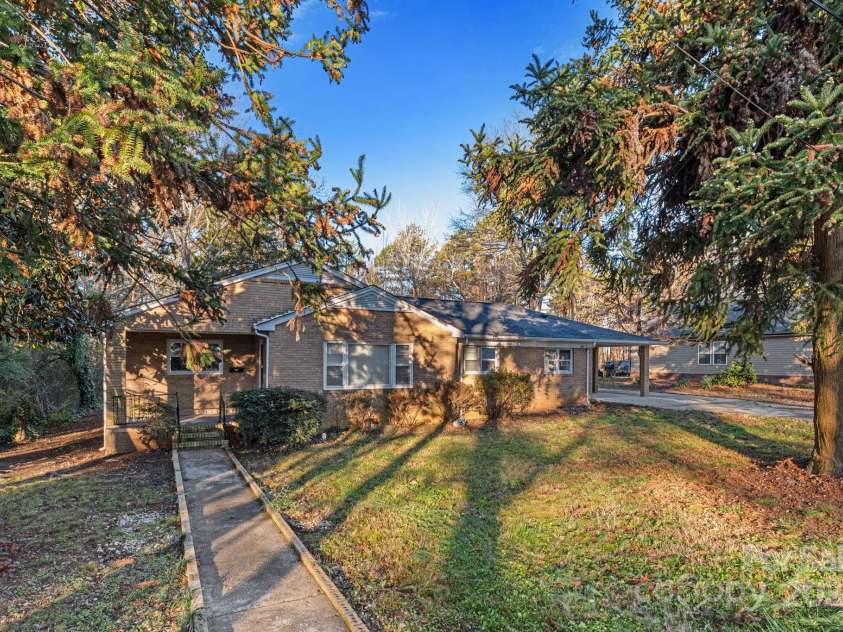 634 Colston Street, Albemarle, NC 28001.  MLS# CAR4208845, YatesRealty ID 2685. Front view