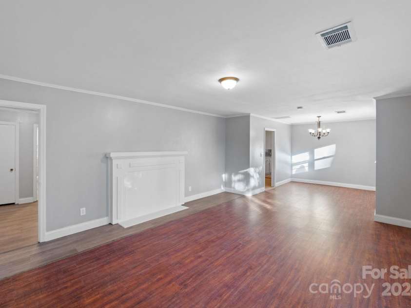634 Colston Street, Albemarle, NC 28001.  MLS# CAR4208845, YatesRealty ID 2685. Living room