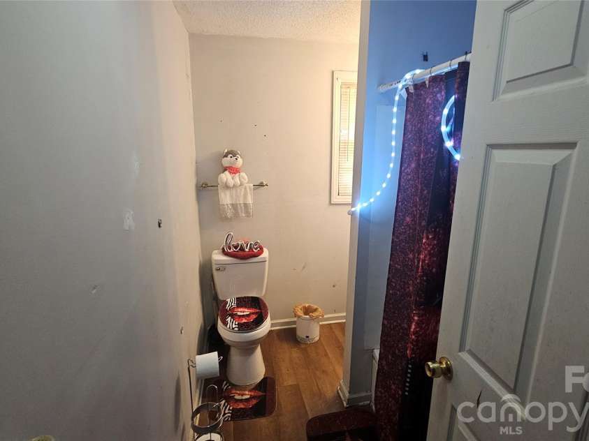 804 Isler Street, Goldsboro, NC 27530.  MLS# CAR4351182, YatesRealty ID 2685. 