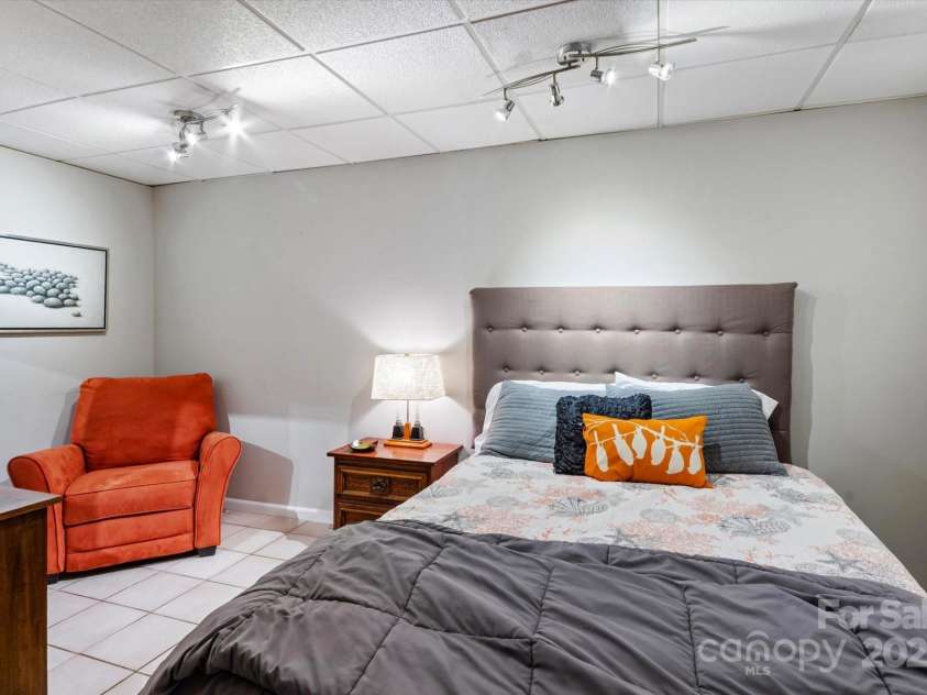 159 Big Poplar Lane, Zirconia, NC 28790.  MLS# CAR4280103, YatesRealty ID 26850. Comfy space in lower level suite WITH AIRBNB HISTORY