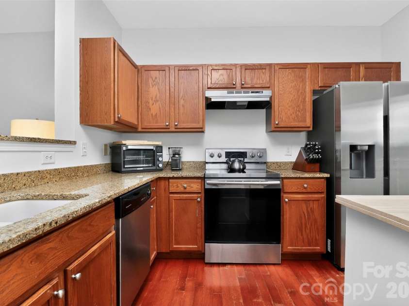 3909 Picasso Court, Charlotte, NC 28205.  MLS# CAR4384891, YatesRealty ID 26850. 