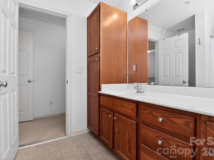 3909 Picasso Court, Charlotte, NC 28205.  MLS# CAR4384891, YatesRealty ID 26850. 