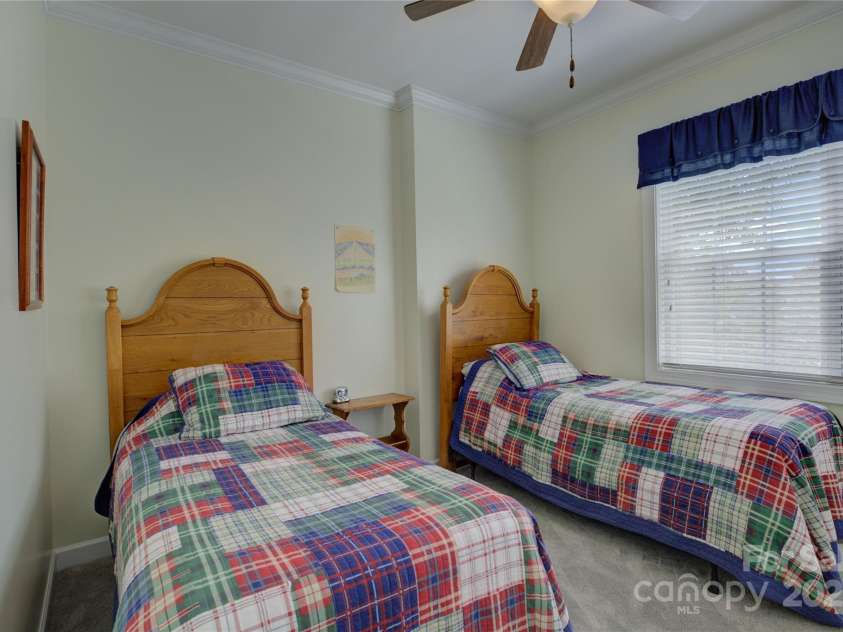 16749 Hammock Creek Place, Charlotte, NC 28278.  MLS# CAR4279153, YatesRealty ID 26851. 