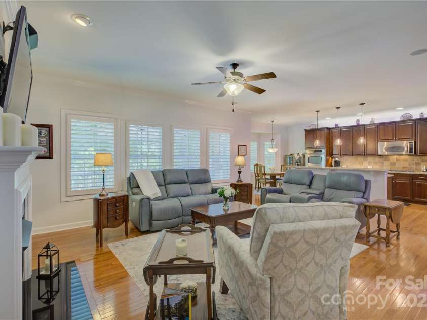 16749 Hammock Creek Place, Charlotte, NC 28278.  MLS# CAR4279153, YatesRealty ID 26851. 