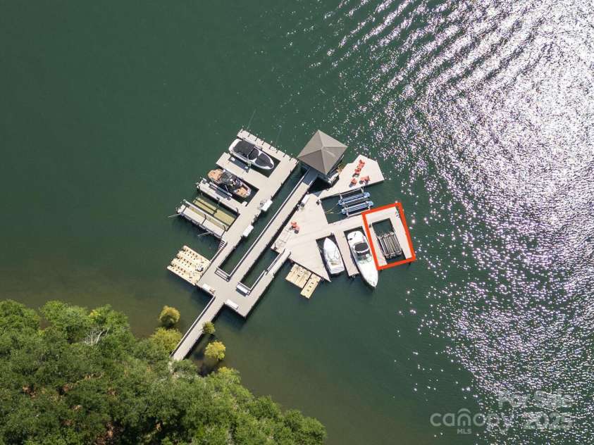 7794 Live Oaks Drive, Denver, NC 28037.  MLS# CAR4234292, YatesRealty ID 26852. Deeded dock with Hydro Hoist