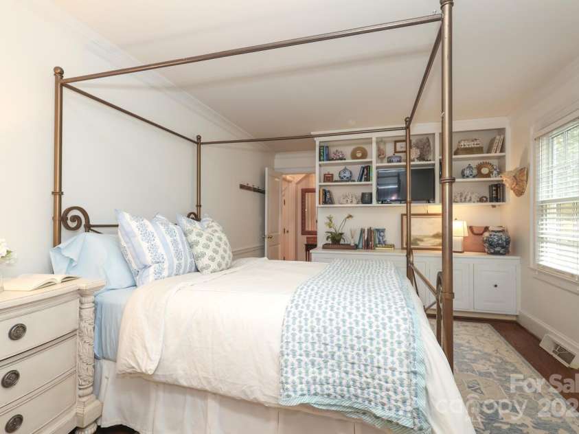 7794 Live Oaks Drive, Denver, NC 28037.  MLS# CAR4234292, YatesRealty ID 26852. Guest Room/Office