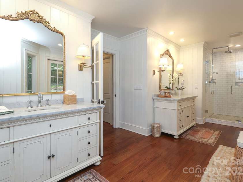 7794 Live Oaks Drive, Denver, NC 28037.  MLS# CAR4234292, YatesRealty ID 26852. Primary bathroom