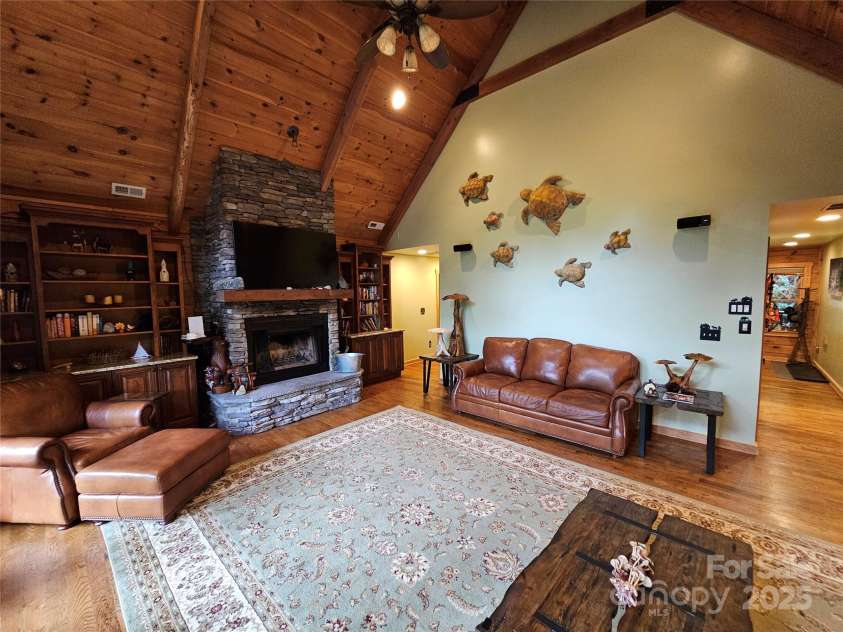 168 Atlantic Falls Trail, Black Mountain, NC 28711.  MLS# CAR4281659, YatesRealty ID 26853. 