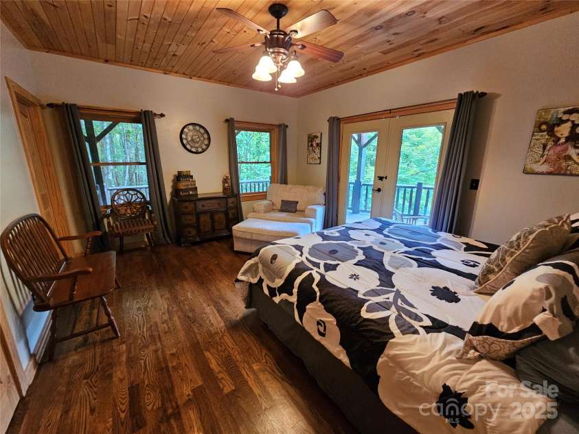 168 Atlantic Falls Trail, Black Mountain, NC 28711.  MLS# CAR4281659, YatesRealty ID 26853. 